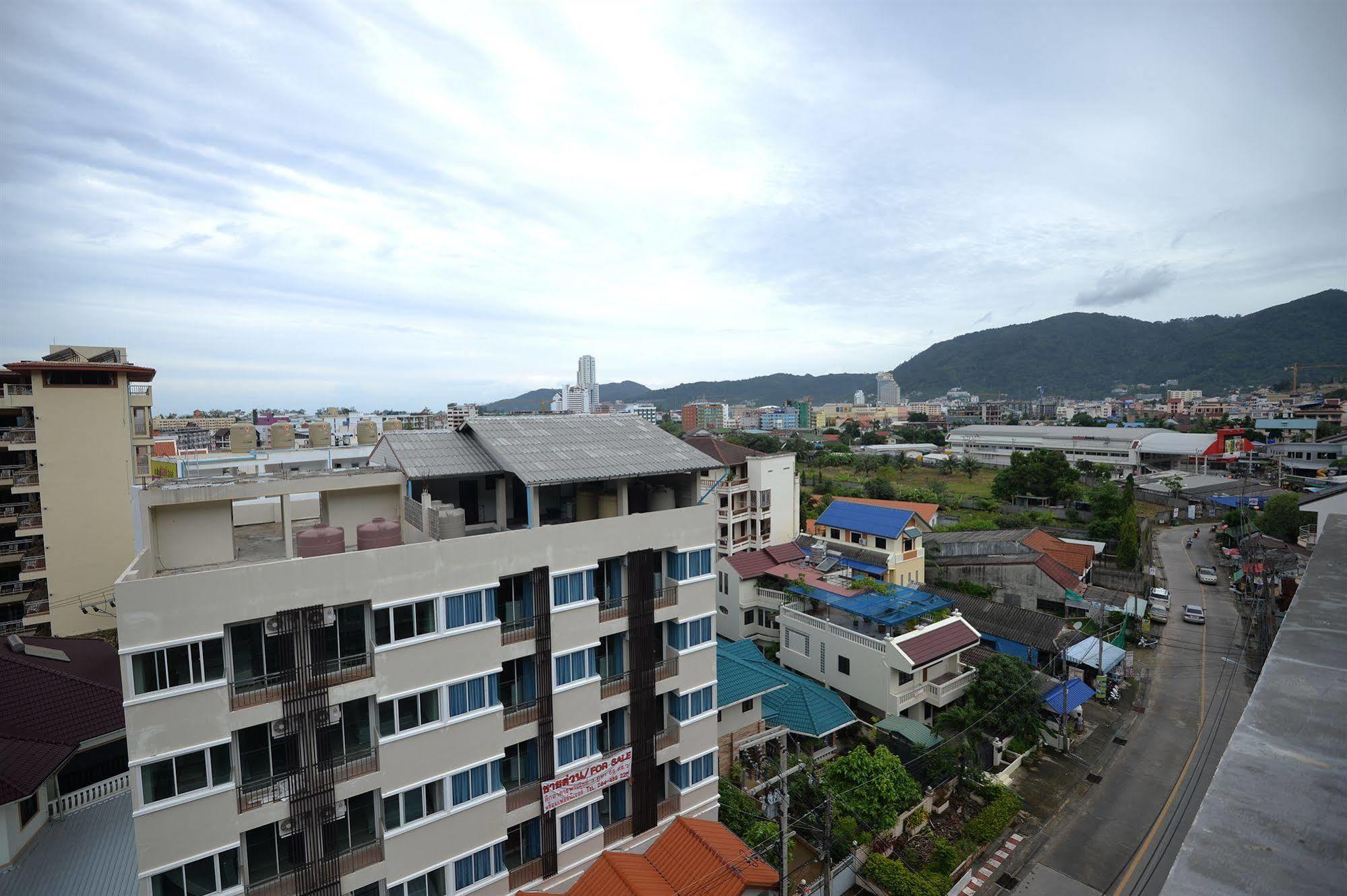 Hotell Baan Lukkan Patong