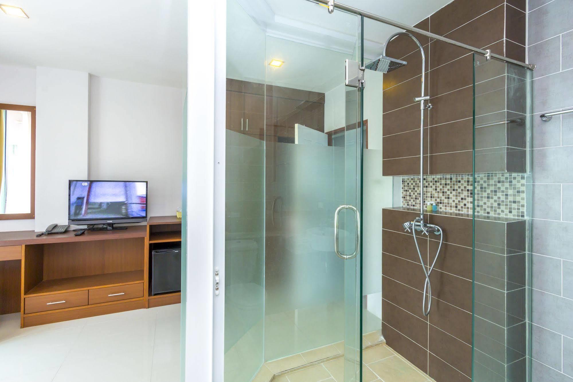 Baan Lukkan Patong Hotell Phuket